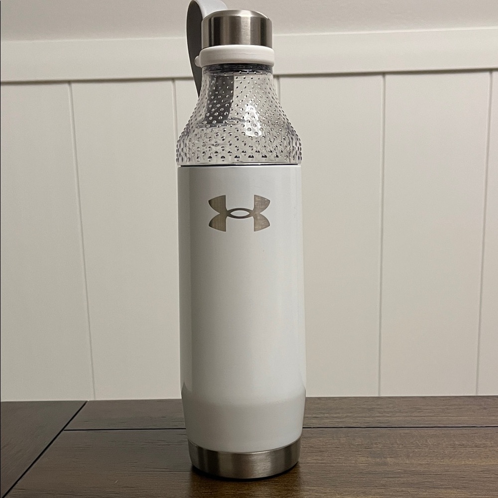 Under Armour White and Silver Water Bottle